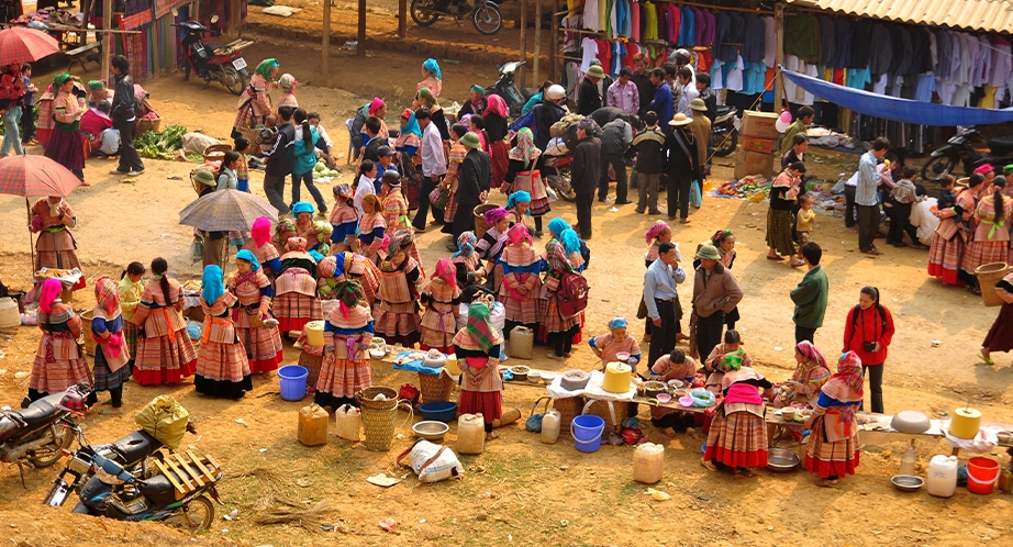 Day 3: Bac Ha - Weekly Ethnic Market - Bac Ha (B, D) (Breakfast, Dinner)